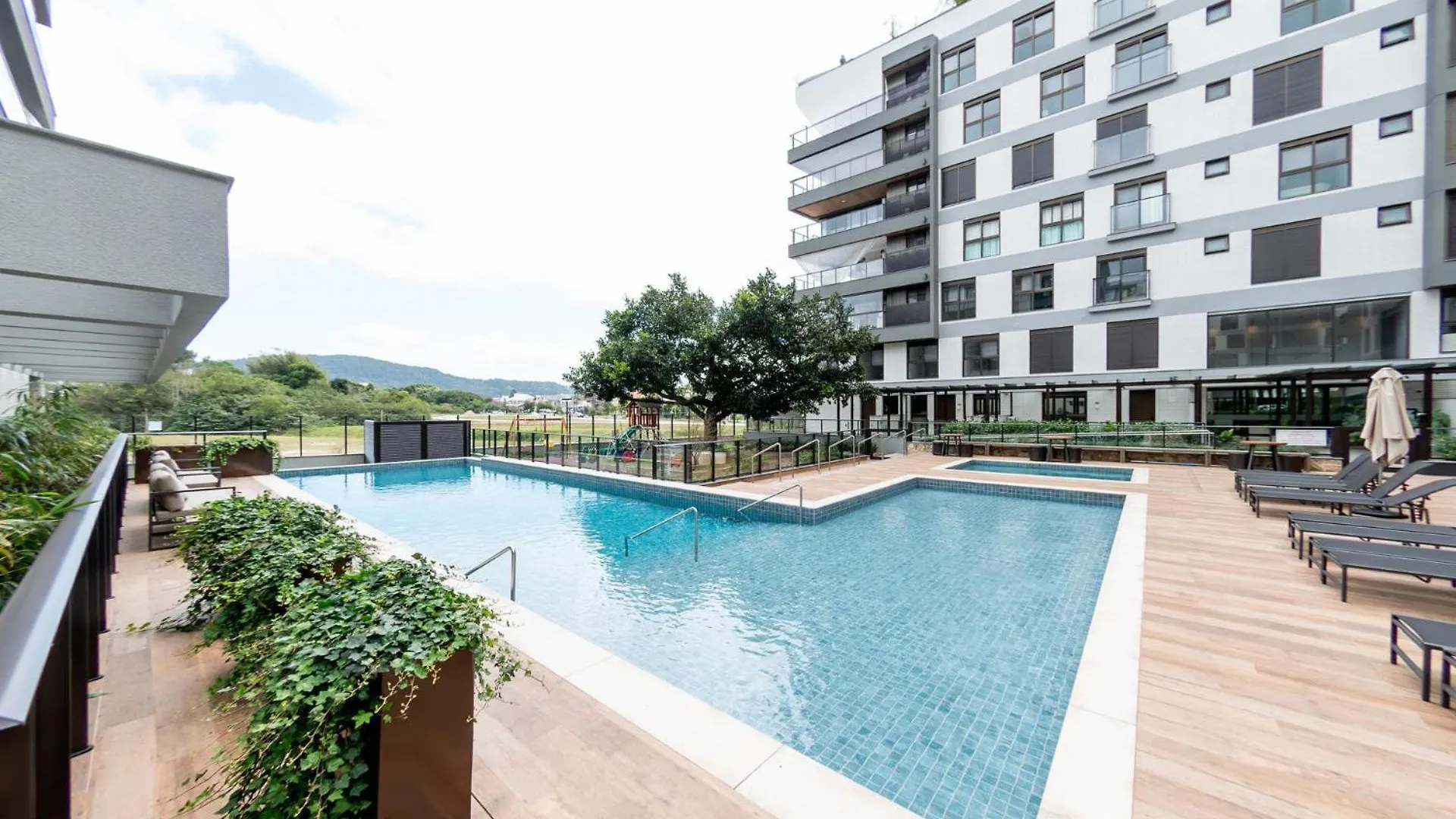 Apartment Apto De Alto Padrao Em Jurere Internacional Qf6348 Florianópolis Brasilien